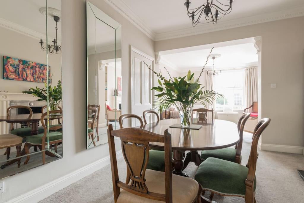 Four Bedroom Townhouse In Famous Suffolks Area Cheltenham Zewnętrze zdjęcie
