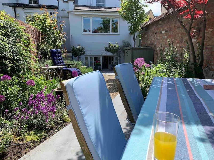 Four Bedroom Townhouse In Famous Suffolks Area Cheltenham Zewnętrze zdjęcie