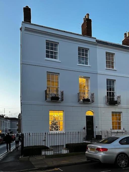 Four Bedroom Townhouse In Famous Suffolks Area Cheltenham Zewnętrze zdjęcie