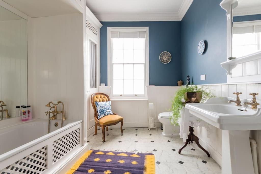 Four Bedroom Townhouse In Famous Suffolks Area Cheltenham Zewnętrze zdjęcie